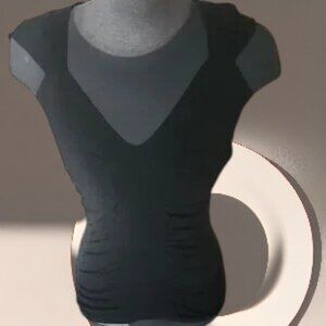 Elegant Black Knit Sleeveless Top